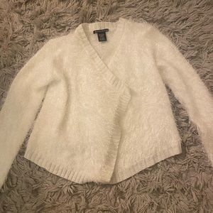 white fuzzy sweater excellent condition